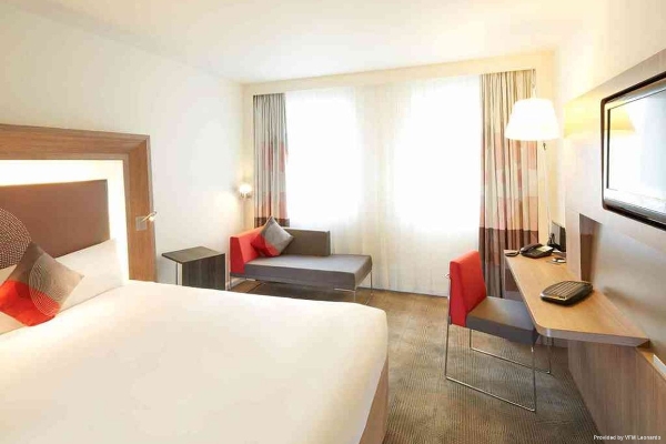 Hotel Novotel London West